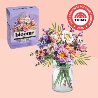 Blooms by Play-Doh Flower Making Kit