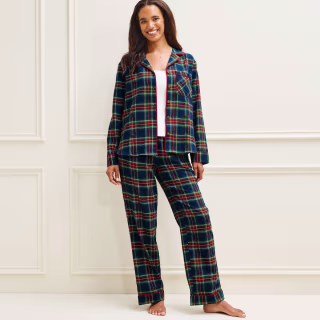 Wondershop Women's Holiday Plaid Flannel Pajama Set