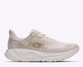 Hoka Arahi 9