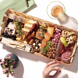 Boarderie Classic Medium Cheese & Charcuterie Board