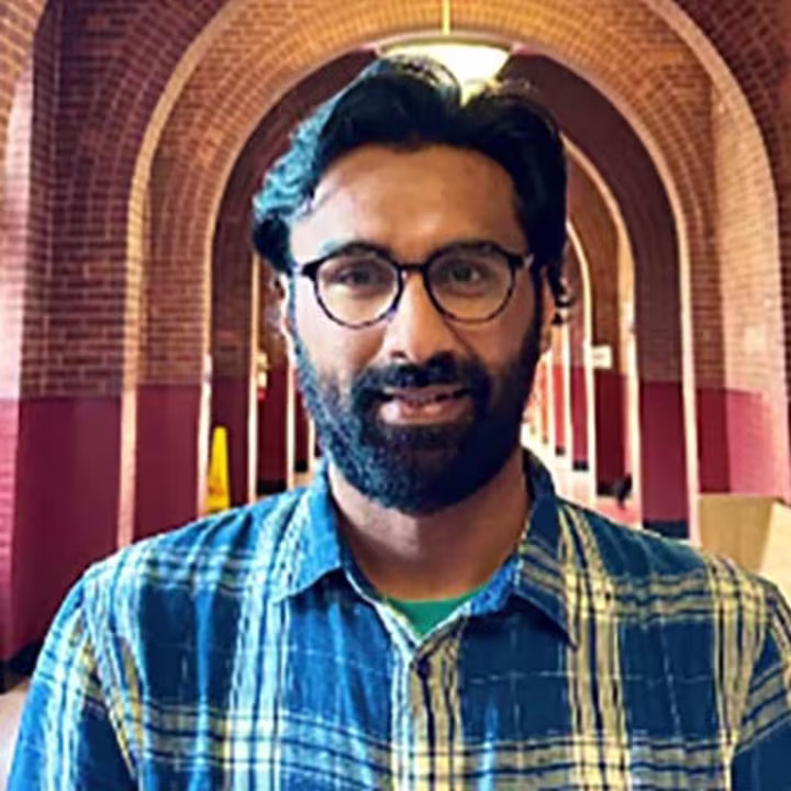 Badar Khan Suri.