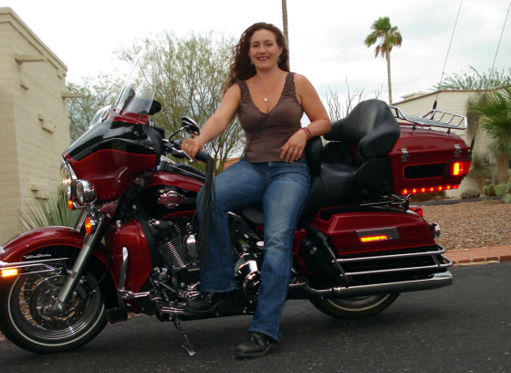 After surviving a plane crash in 1999, Julia Ferganchick's tale of survival was only beginning.