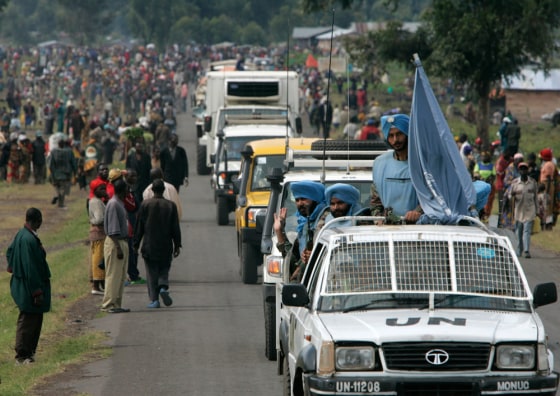 Image:Indian United Nations soldiers escort a humanitarian convoy