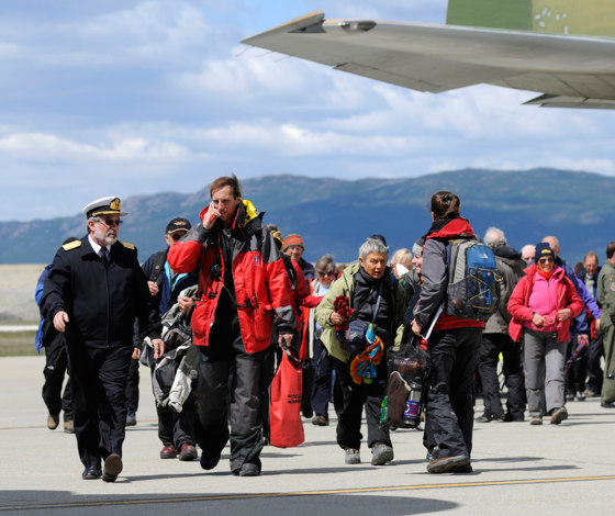 Image: Rescued passengers from the cruise ship Ushuaia arrive in Argentine city of Ushuaia