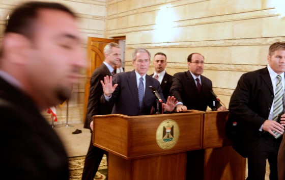 Image: George W. Bush, Nouri al-Maliki