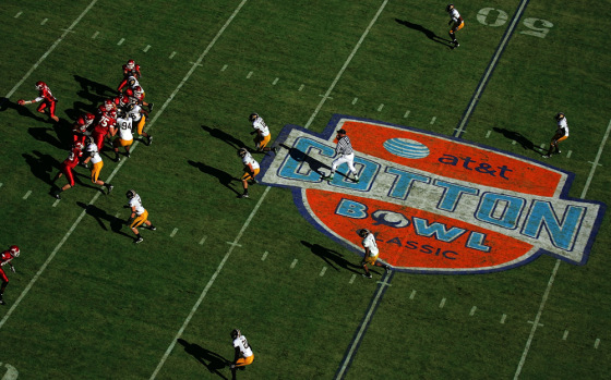AT&T Cotton Bowl - Missouri v Arkansas