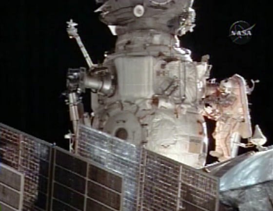 Image: Mike Fincke space walking