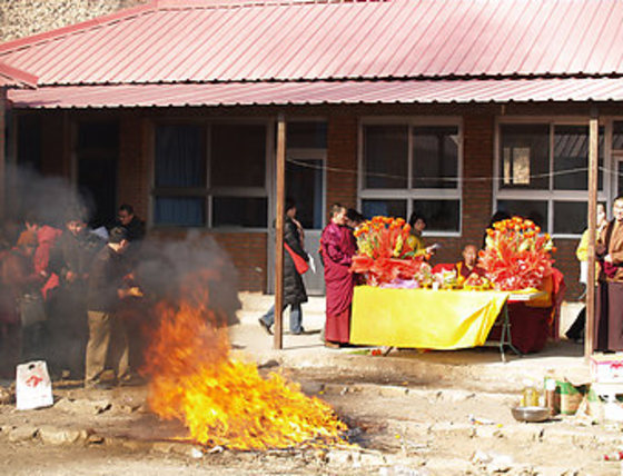 Image: Han Chinese who practice Tibetan Buddhism