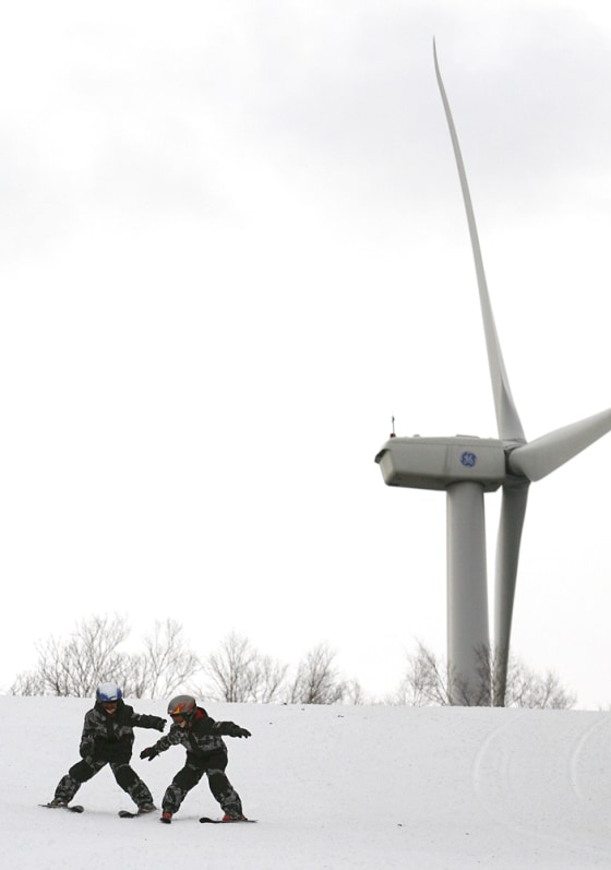 Image: wind turbine at Jiminy Peak ski resort