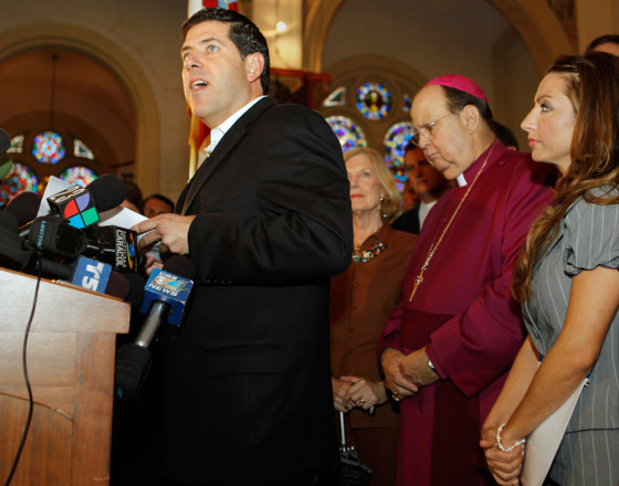 Image: Alberto Cutie, Ruhama Canellis, Leo Frade