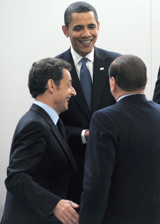 US President Barack Obama chats with Fre