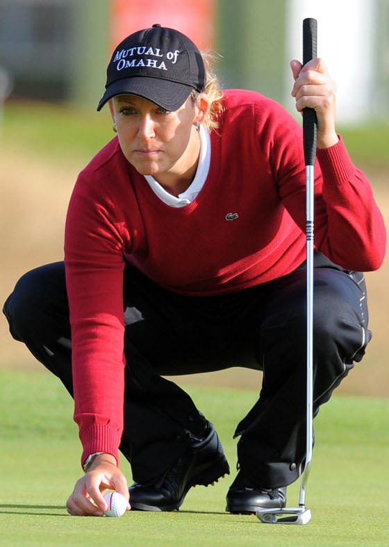 Cristie Kerr swings for breast cancer awareness
