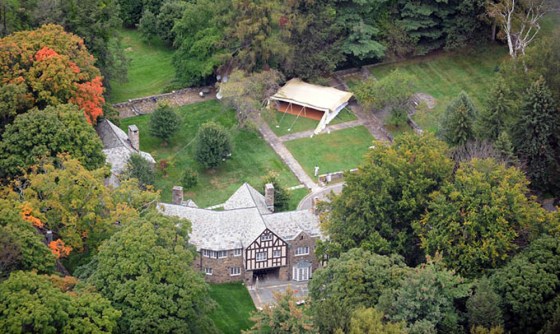 Image: Libyan President Moammar Gadhafi's tent in Westchester, N.Y.