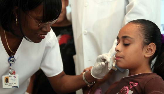 Image: Nasal spray dose of the H1N1/swine flu vaccine