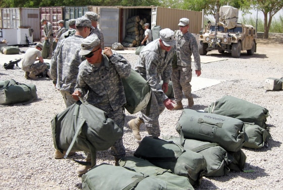 Image: U.S. Army soldiers prepare to redeploy