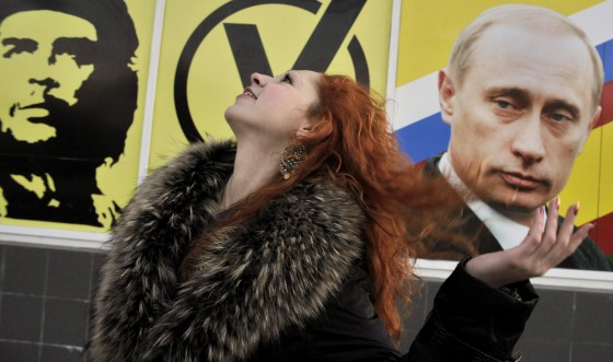 Image: Fixing her hair