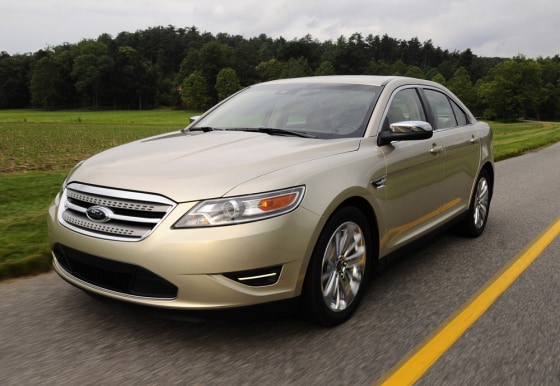 Image: 2010 Ford Taurus