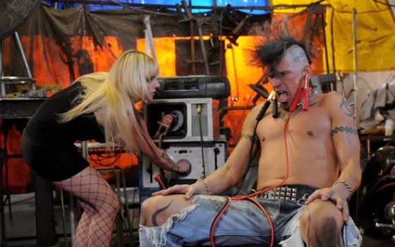 Image: A scene from \"1000 Ways to Die\"