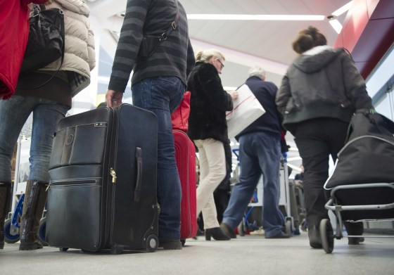Image: Airline passengers