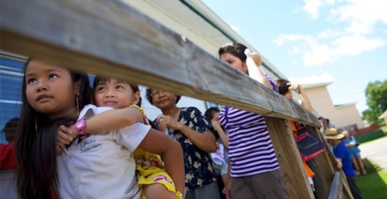 Image: Suzanna Thach, 9, and Jina Kim, 4