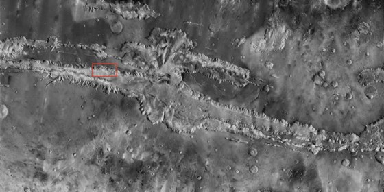 Image: \"Grand Canyon of Mars\"