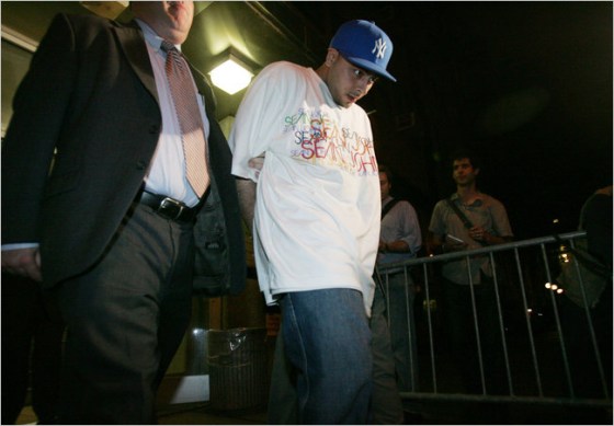 Image: Yankees caps seem to turn up on suspects