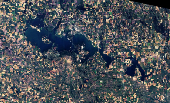 Image: Devils Lake