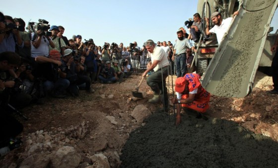 Image: Settlement construction freeze expres