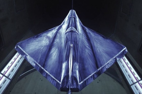 'Flapless' aircraft steered by air bursts