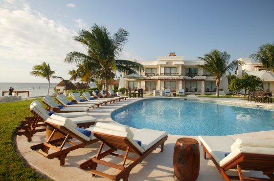Image: Azul Beach Hotel