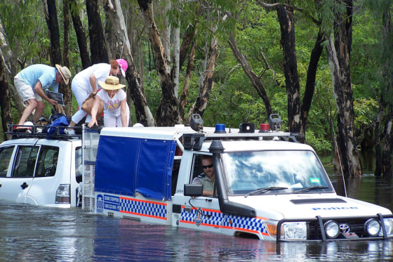 Image: German tourists rescued from crocodile infested waters in Kakadu National Park