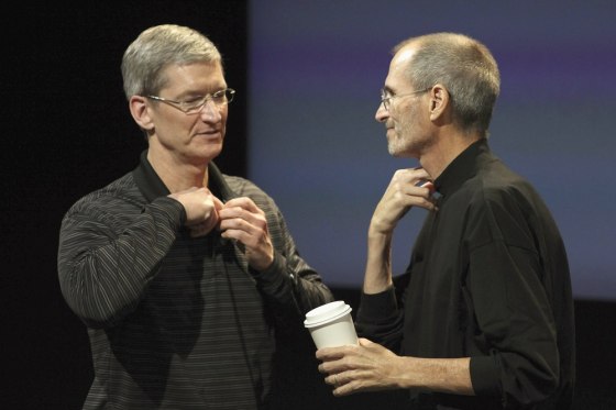 Image: Apple COO Tim Cook and CEO Steve Jobs at news conference at Apple headquarters in Cupertino