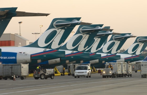 Image: Planes lined up on Ramp