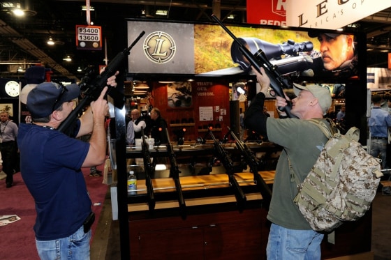 Image: Las Vegas gun show