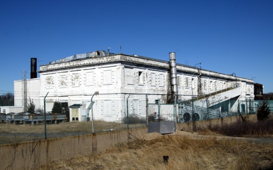 Image: Plum Island Animal Disease Center Building