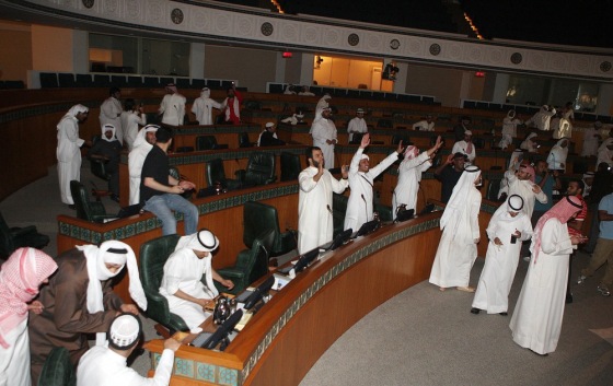 Image: Kuwaitis demonstrate inside National Assembly