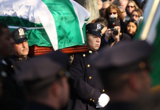 Funeral for NYPD officer shot in botched robbery