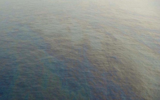 A picture provided by Shell and taken on December 20, 2011, shows an oil slick resulting from a spill at the company's Bonga offshore facility, 120 km off the Nigeria coast.