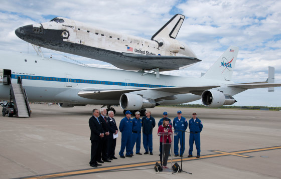 Image: Space shuttle Discovery atop 747