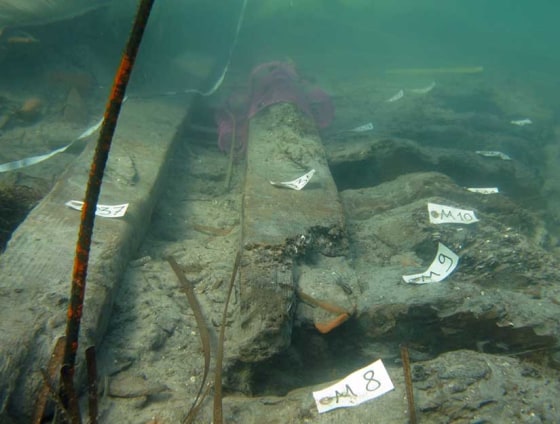 A Roman shipwreck, dating to the third century AD, has revealed signs of smuggling.