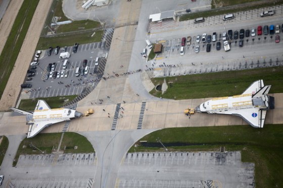 shuttles Discovery and Endeavour on tarmac