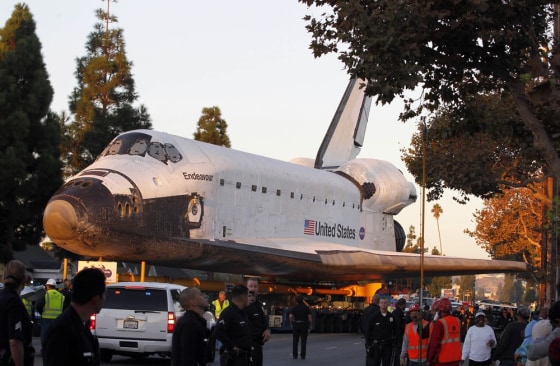 Image: Space shuttle Endeavour