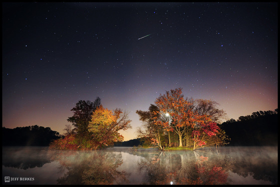 Astrophotographer Jeff Berkes snapped this amazing photo of an Orionid meteor streaking above a lake in Elverson, Pa., on Oct. 22, 2011, during the peak of the annual Orionid meteor shower.