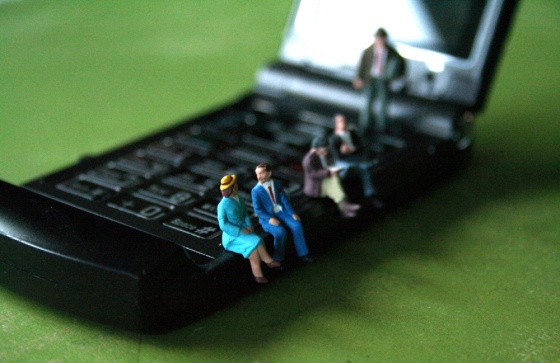 Image: Cellphone use