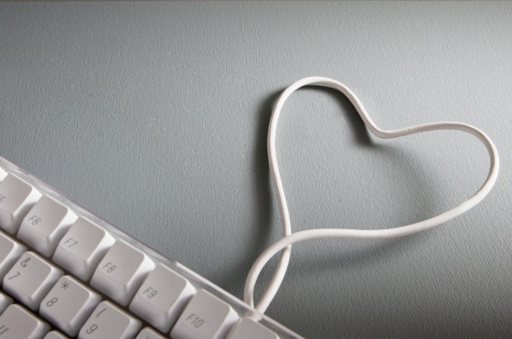 Image: Love online