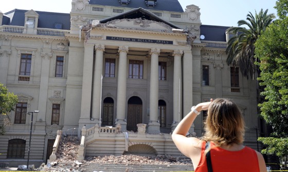 Image: Fine Arts Museum in Santiago