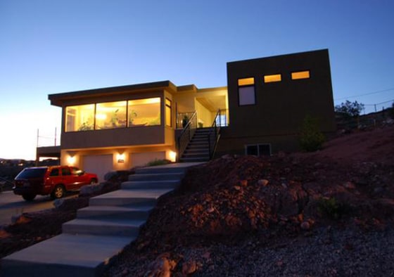 Gorilla Designs | More Than a Box
A home in Santa Clara, Utah, built by the company Gorilla Designs. The base material is from shipping containers.