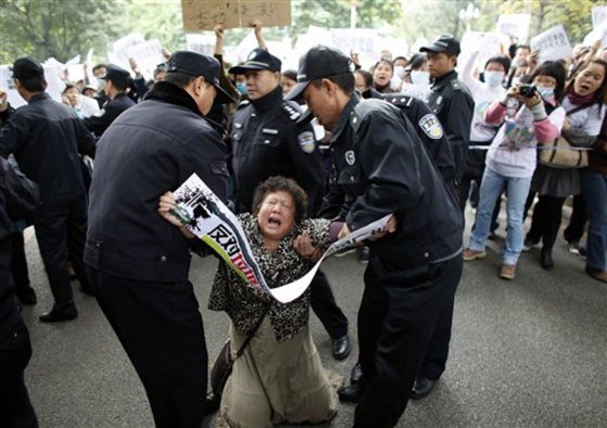 China Incinerator Protest