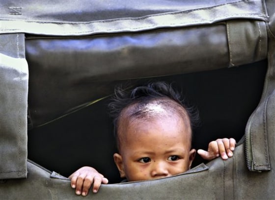 APTOPIX Philippines US Typhoon Aid