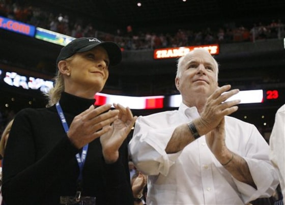 Spurs Suns Basketball McCain 2008